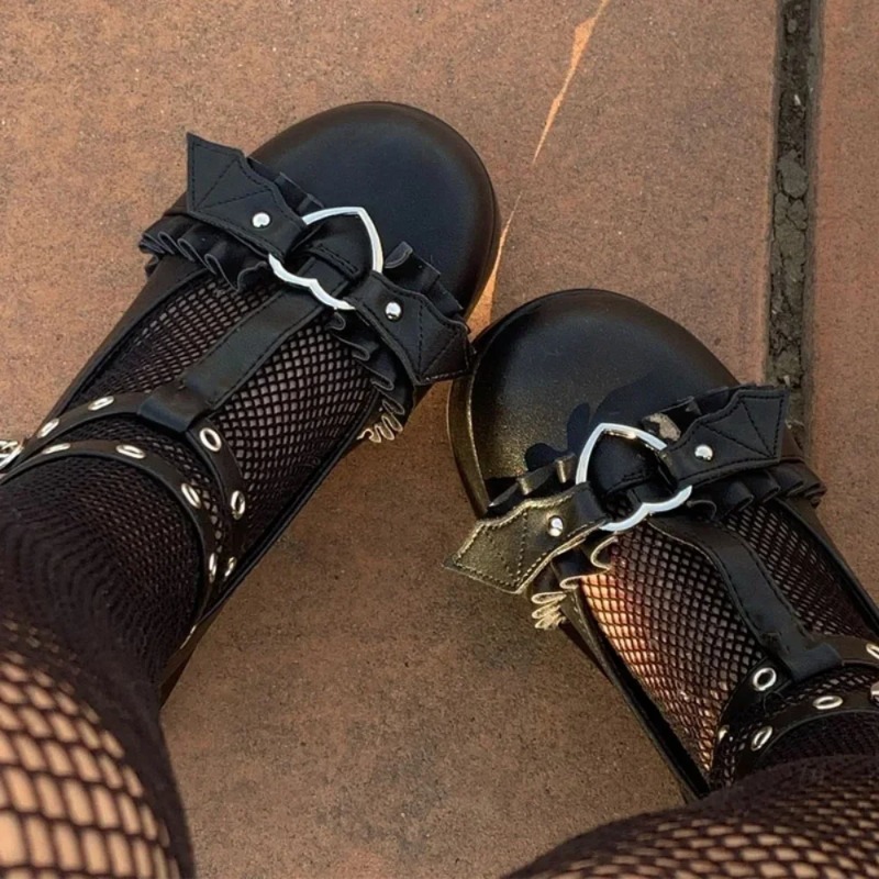 New Sweet Heart Buckle Wedges  - Boots recension och pris