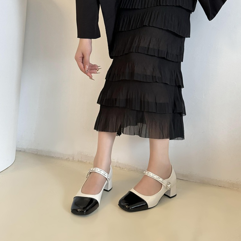2026 Pearl Clasp Thick-Topped  - Sandals recension och pris