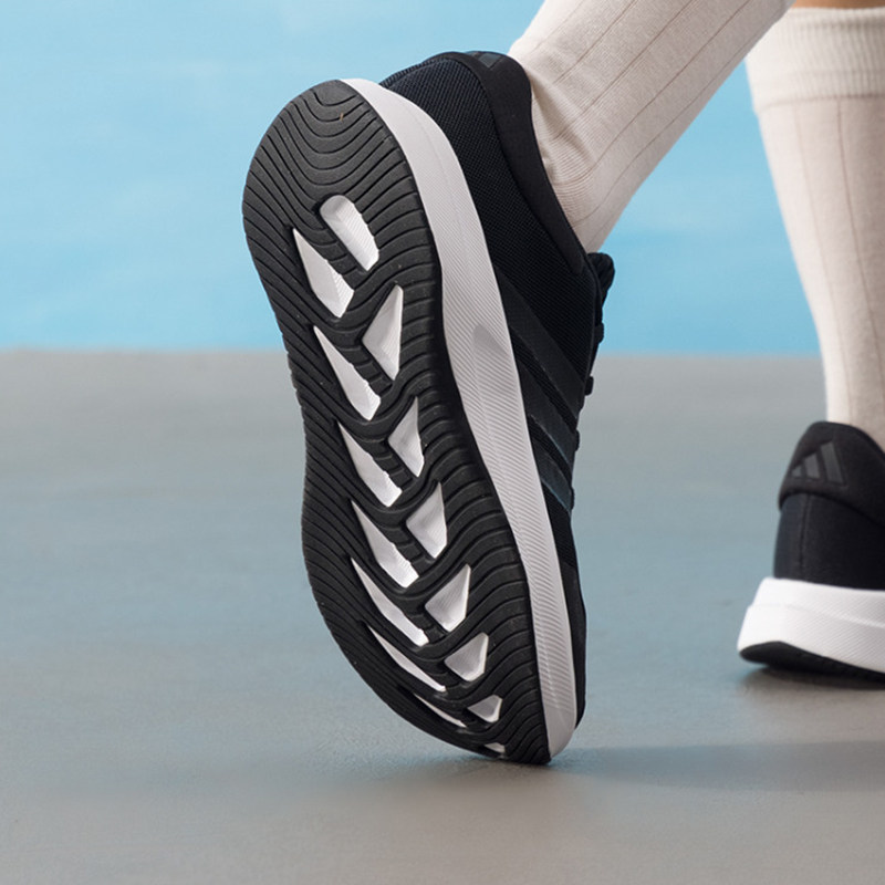 New Adidas JQ6404 Women Breath - Shock Absorbing Gym Trainers recension och pris
