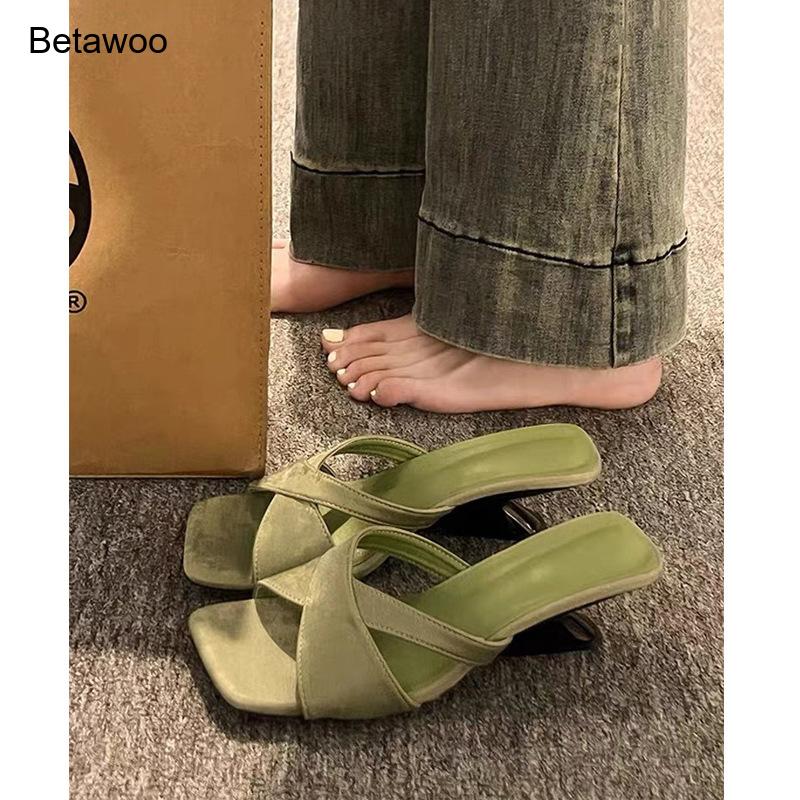 Women's Curved Block Heel Mule - Sandals recension och pris