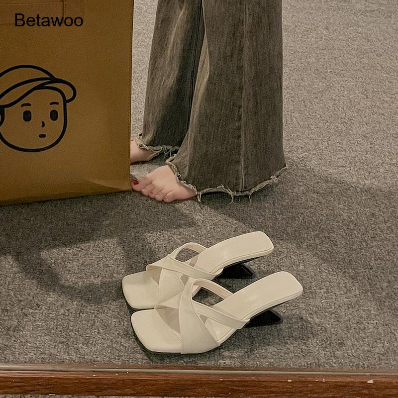Women's Curved Block Heel Mule - Sandals recension och pris